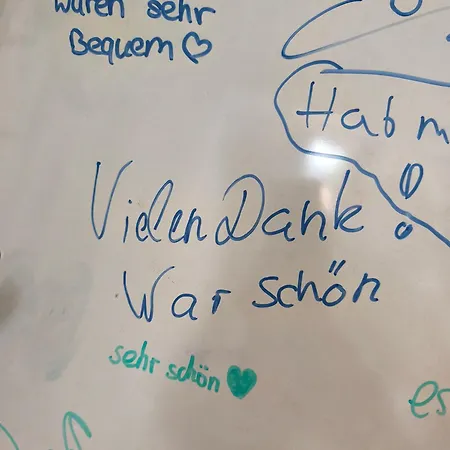 Statt - Individuelle, Gemuetliche Dachgeschosswohnung Zum Wohlfuehlen - Im Herzen アパート *