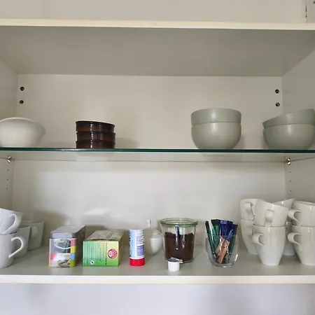 Statt - Individuelle, Gemuetliche Dachgeschosswohnung Zum Wohlfuehlen - Im Herzen アパート