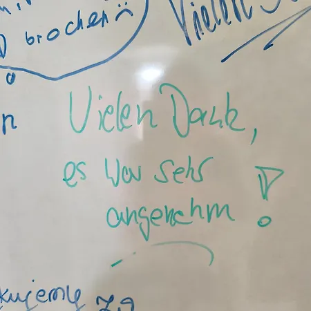 Apartment Statt - Individuelle, Gemütliche Dachgeschoßwohnung Zum Wohlfühlen - Im Herzen *
