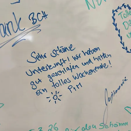 Statt - Individuelle, Gemuetliche Dachgeschosswohnung Zum Wohlfuehlen - Im Herzen アパート *