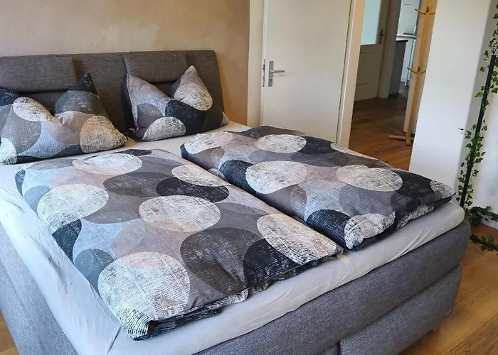 Statt - Individuelle, Gemuetliche Dachgeschosswohnung Zum Wohlfuehlen - Im Herzen Lejlighed *