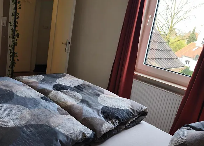 Statt - Individuelle, Gemuetliche Dachgeschosswohnung Zum Wohlfuehlen - Im Herzen Lejlighed Oldenburg